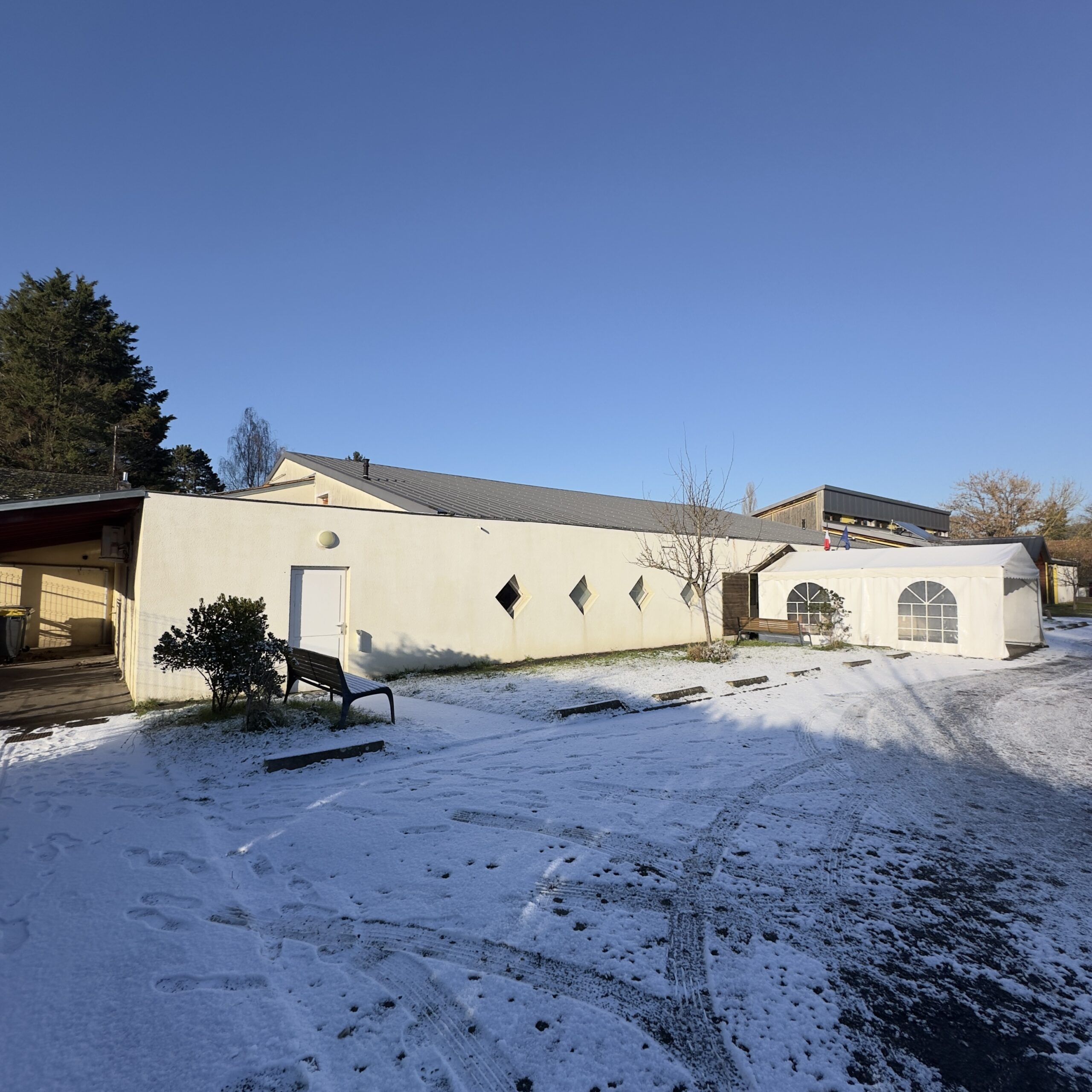 La salle EUGÈNE COUDRE est en location ! ⚡️