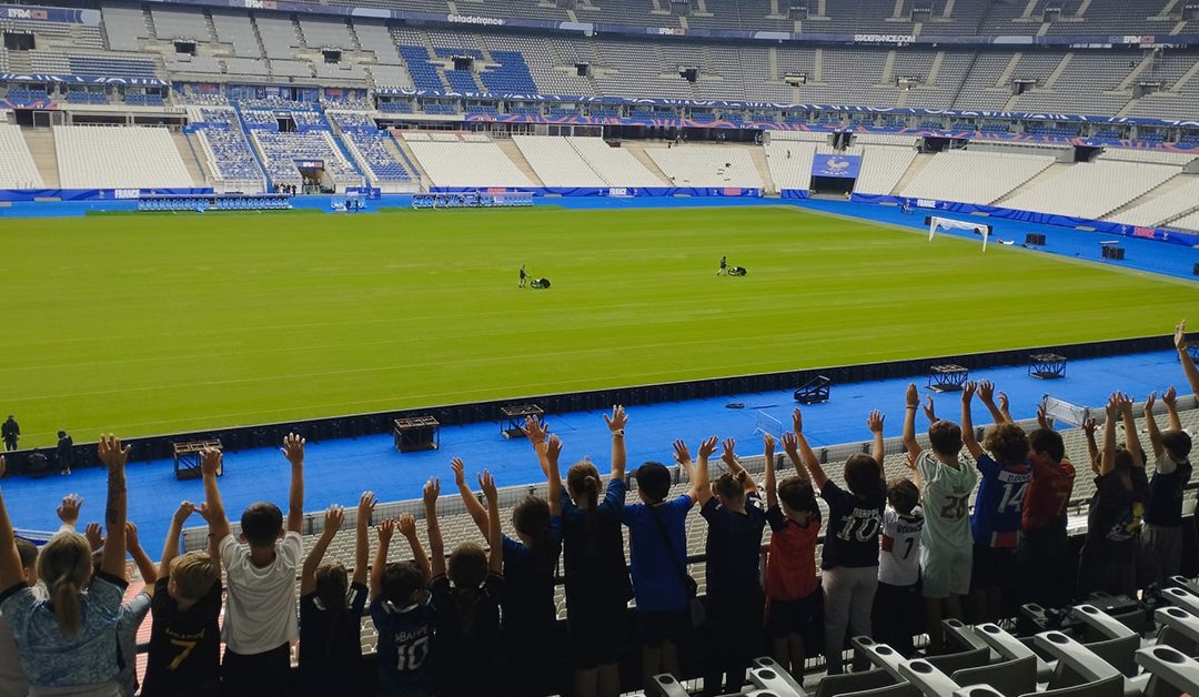 Sortie de l&rsquo;accueil de loisirs au Stade de France